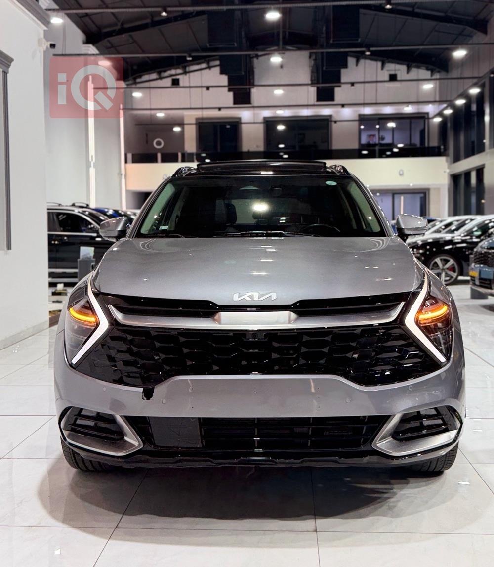 https://cdn.iqcars.io48cb21e2-6999-47a4-9385-5072d4033b3c_0.jpg